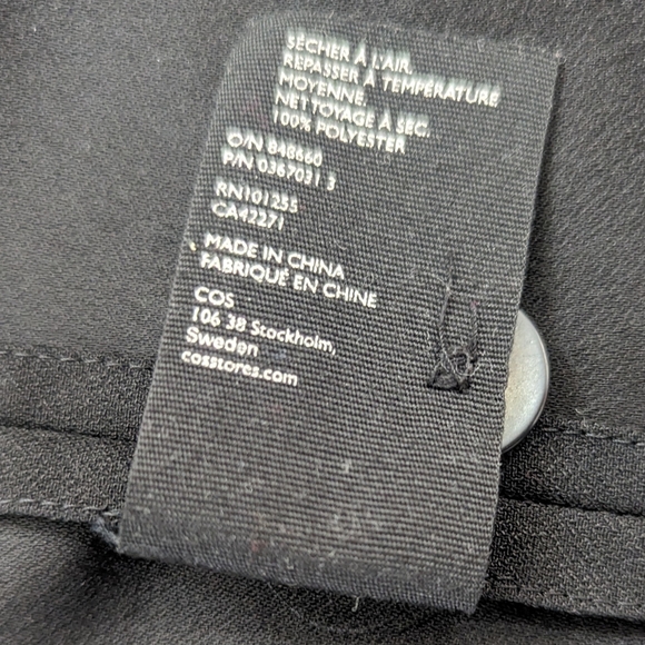 COS hidden button wrap style lightweight coat - Picture 5 of 10